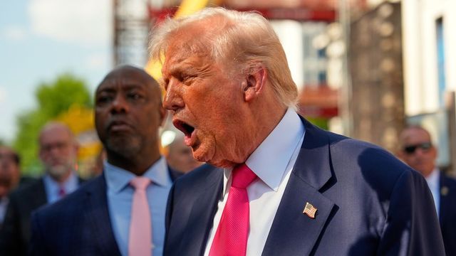 Trump prescribe en Escocia el fin de Europa por la inmigración y los molinos de viento
