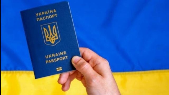 Ucraina a suspendat serviciile consulare din străinătate pentru bărbații de vârsta mobilizării