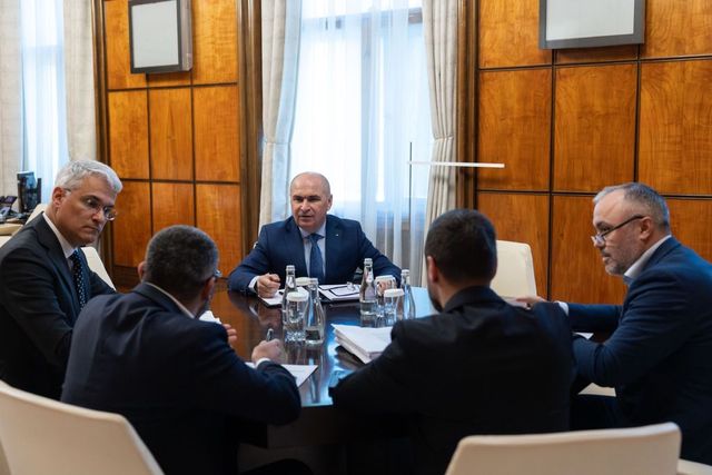 Dragoș Pîslaru a început preluarea Ministerului Muncii după demisia lui Florin Manole