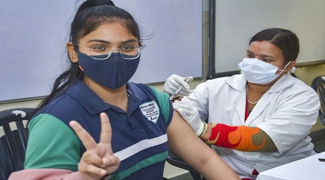 Decision on Covid-19 vaccination for 5-15 age group to be taken as per experts' recommendation: Mandaviya