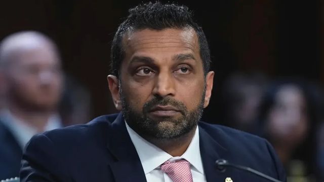 Šéf FBI překvapil americké senátory slovy o sexu se zvířaty