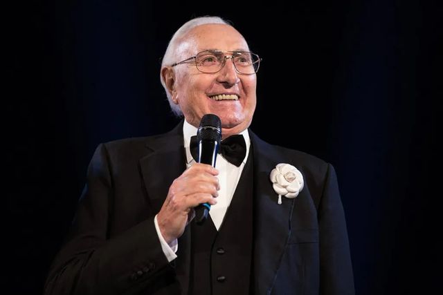 I funerali di Pippo Baudo a Militello, la camera ardente al Campus Biomedico o in Rai