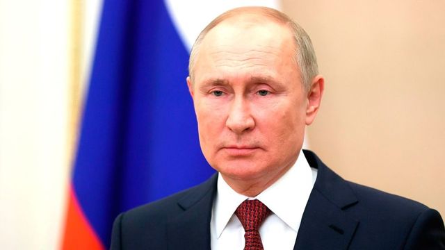 Путин пообещал запомнить фамилию ответственного за ликвидацию свалок чиновника