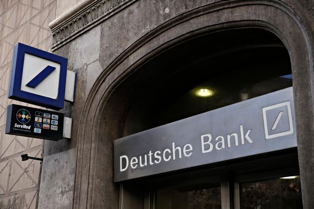 Deutsche Bank le-a spus clienților că nu mai poate garanta accesul deplin la acțiunile rusești care le aparțin