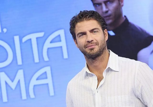Maxi Iglesias: «La sociedad sigue juzgando igual que en los años 40»
