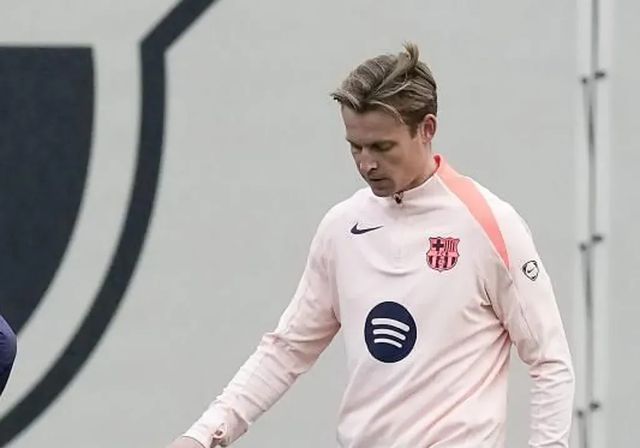 La FIFA compensará al Barça por la lesión de De Jong con 20.548 euros al día