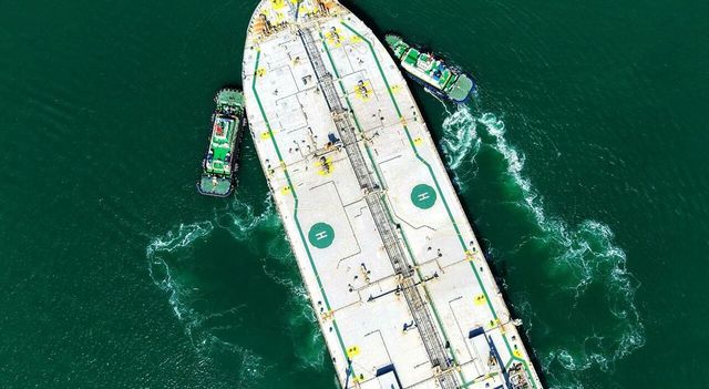 Petrolio sopra i 100 dollari, il G7 discute oggi il rilascio delle riserve strategiche