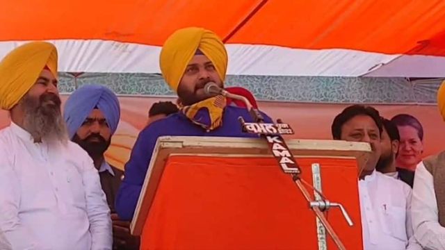 Punjab polls: Now, Navjot Singh Sidhu threatens hunger strike against Channi govt