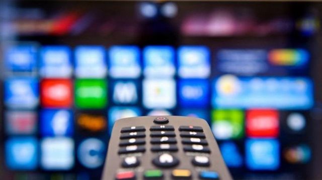 Avertizări și amenzi totale de 16.000 de lei pentru 9 posturi TV, în campania electorală: Ce nereguli au fost depistate