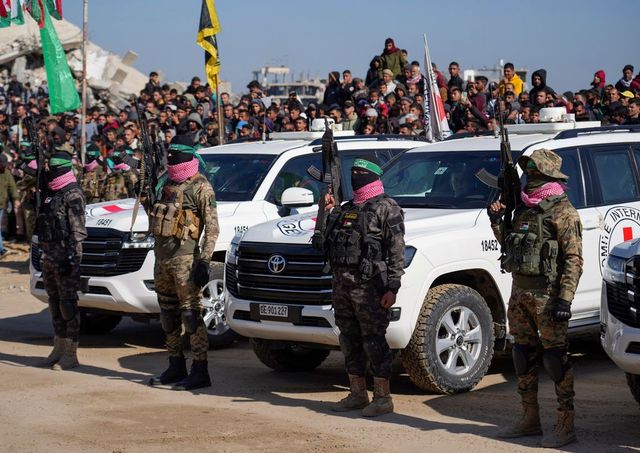 Hamas, rilascio degli ostaggi inizierà lunedì mattina