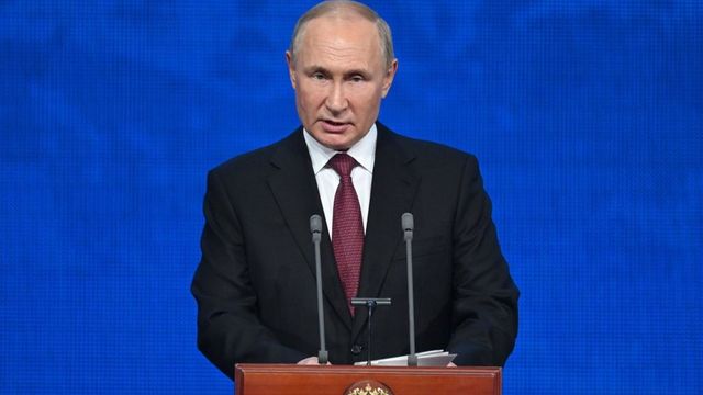 Vladimir Putin a semnat decretul de mobilizare a rușilor
