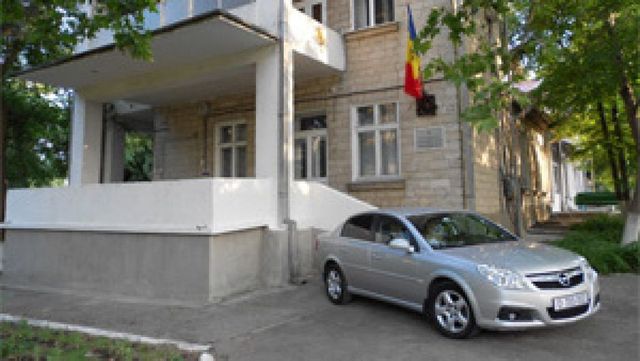 Descinderi la Consulatul Republicii Moldova din Odesa