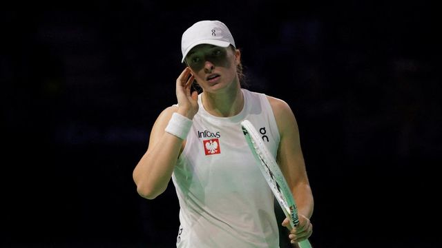 Tennis star Iga Swiatek accepts one-month ban after failed dope test