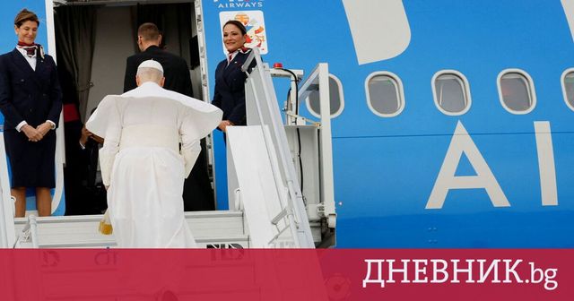 Тръмп с остра реакция след критиките на папата за политиката му