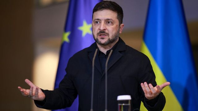 Zelenszkij ismét megígérte, hogy április végére kész a Barátság vezeték javítása