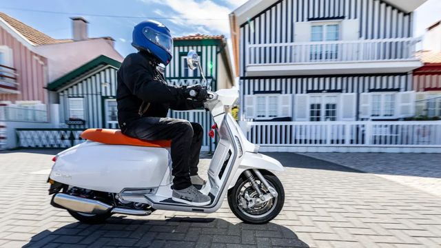 Vuelve la Lambretta, recordando la historia