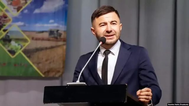 Cererea de demisie depusă de Dmitri Vartic din funcția de vicepreședinte, aprobată de Consiliul Raional Hîncești