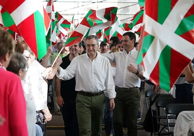 Esteban ve “irresponsable” que Sánchez siga “más allá de 2026 sin rumbo, sin mayoría estable y con una agenda judicializada”