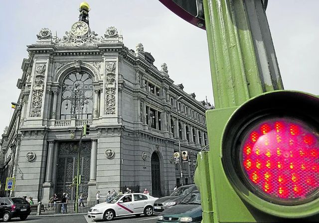 Los créditos al consumo de las familias se disparan un 11,3% en abril