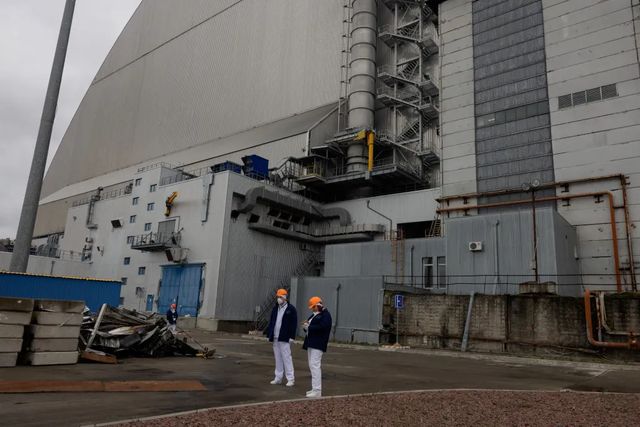 Volodimir Zelenski avertizează că Rusia pregătește atacuri asupra centralelor nucleare ale Ucrainei