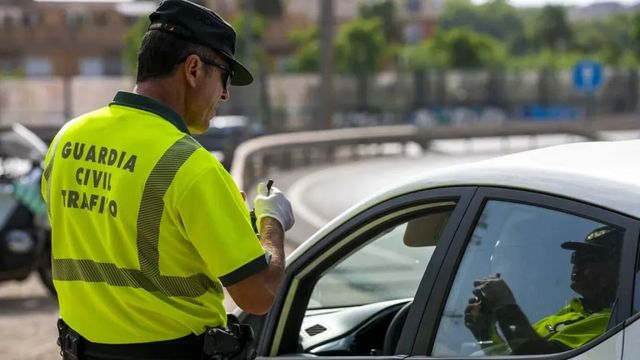 Tráfico desarrolla esta semana una campaña especial de control de alcohol y drogas en la Región de Murcia