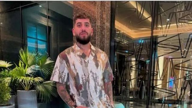 Fulgy, fiul Vioricăi și al lui Ioniță din Clejani, s-a baricadat într-o locuință din București. Au fost chemați negociatorii