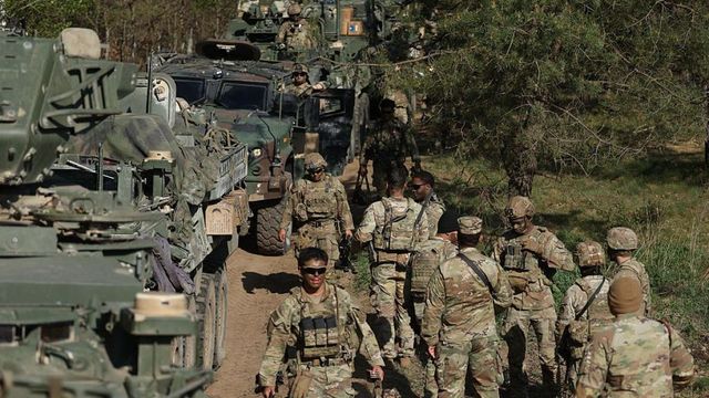 Pentagonul a anulat planul de a trimite temporar în Polonia 4.000 de militari americani