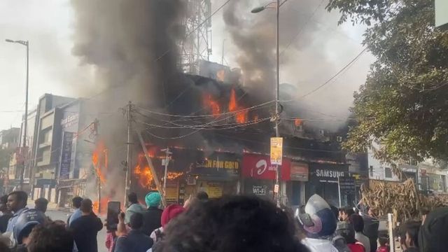 People Jump Off Building After Massive Fire Breaks Out At Delhi Restaurant