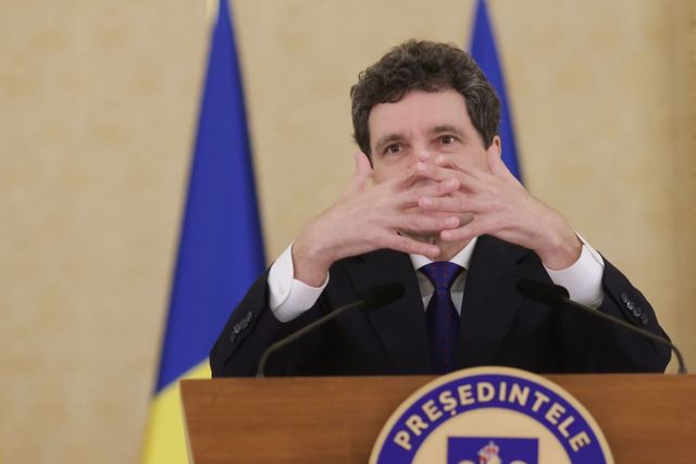 Nicușor Dan convoacă referendum în rândul magistraților