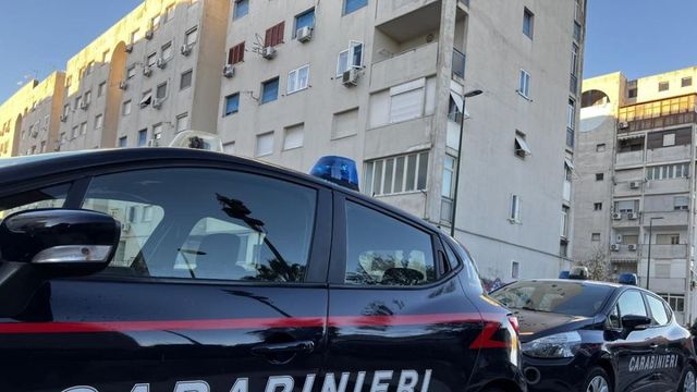 Studente di 15 anni con coltello, prof ferito a Milano