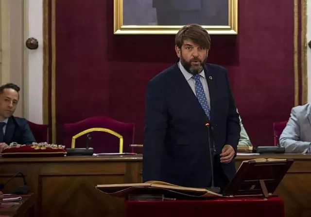 El portavoz de Vox de Alcalá de Henares, denunciado por un presunto delito de acoso sexual