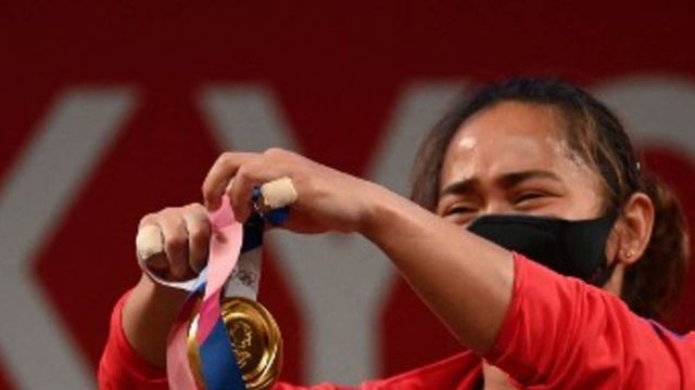 Weightlifter Hidilyn Diaz Of Philippines Hailed For Historic Olympic Gold