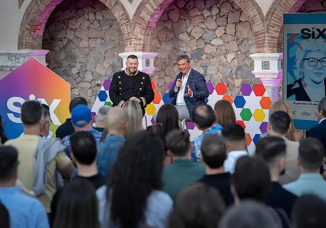 El caso de Dolores Vázquez, protagonista de la nueva edición física de la revista nacional LGTBI SIX