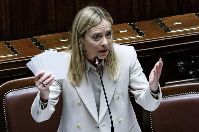 Meloni, la forza degli eserciti strumento più efficace contro le guerre