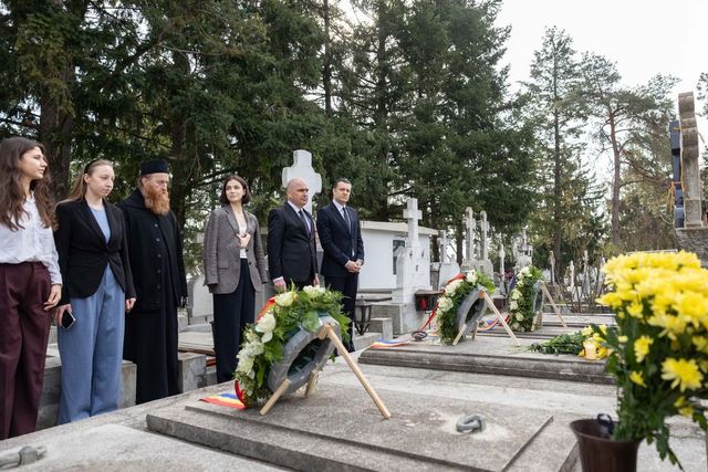 Premierul român, Ilie Bolojan, a adus un omagiu martirilor care au făurit unirea Basarabiei cu România în 1918