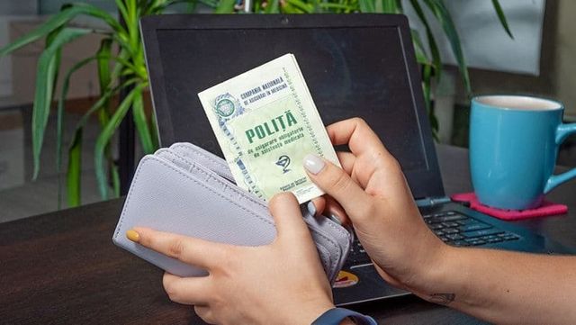 Elevii și studenții care învață în străinătate beneficiază de asigurare medicală