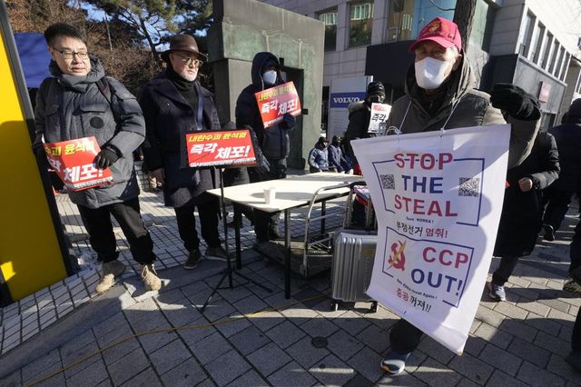 Aereo schiantato in Corea del Sud, le scatole nere hanno smesso di registrare prima del disastro