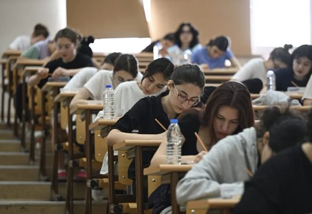 Începe evaluarea națională