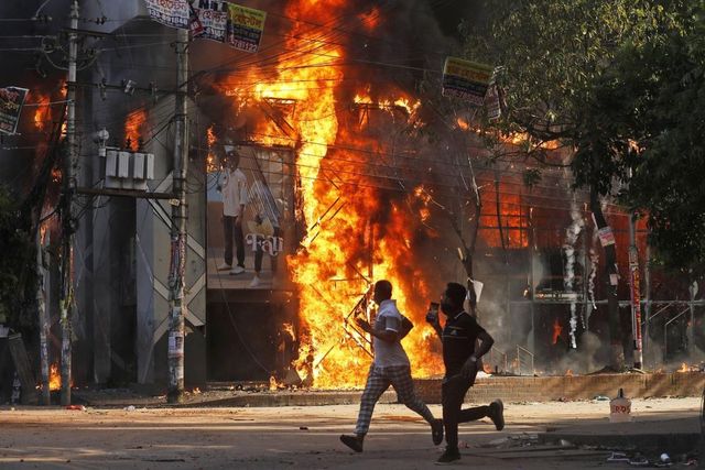 Bangladesh, bilancio delle vittime nelle proteste sale a 50