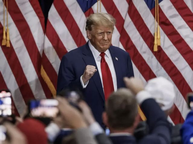 ​Donald Trump, victorie răsunătoare în prima competiție prezidențială republicană din 2024 în Iowa