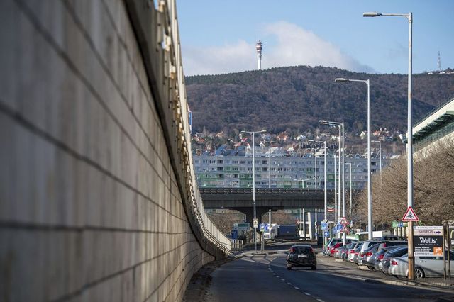 Hamarosan indul a Flórián téri felüljárók felújítása