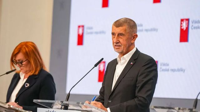 Schodek rozpočtu bude příští rok významně pod 400 miliard Kč, uvedl Babiš