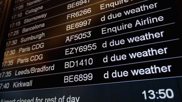 Стотици отменени полети заради зимна буря в североизточни щати на САЩ