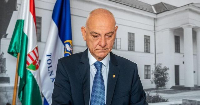 Meghalt Horváth Kálmán, Tolna vármegye főispánja