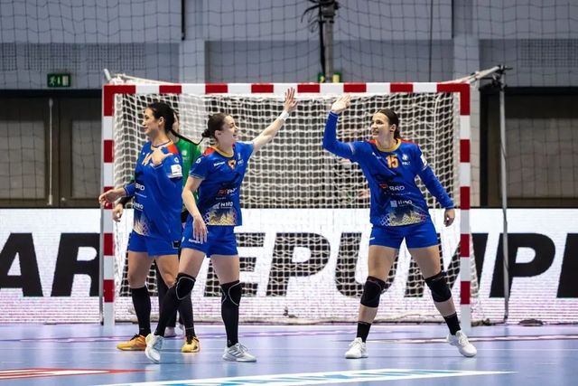 Cine transmite la TV România - Cehia, primul meci de la Campionatul European de handbal feminin