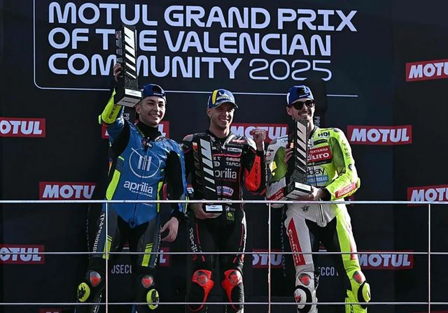 Marco Bezzecchi y Raúl Fernández ponen la traca final a MotoGP