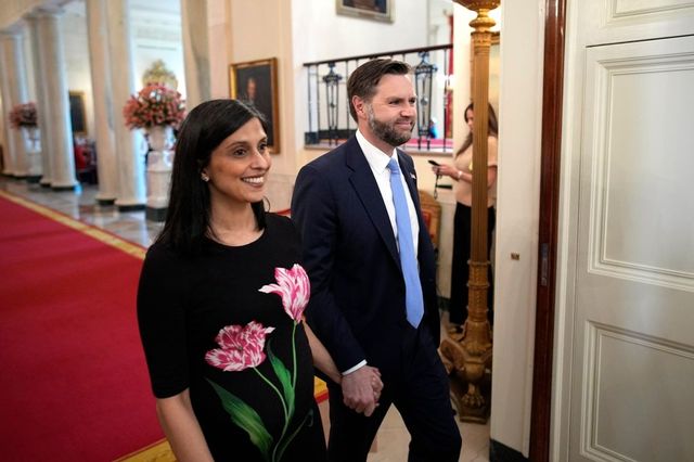 JD Vance, tată pentru a patra oară