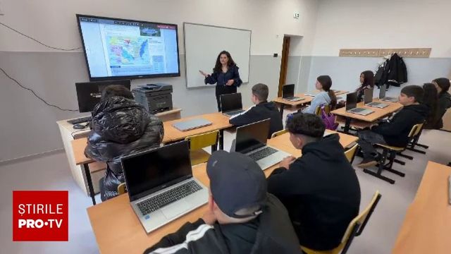 Guvernul anunță prime de 1.500 de lei pentru profesori, dar aprobarea depinde de Consiliul Legislativ