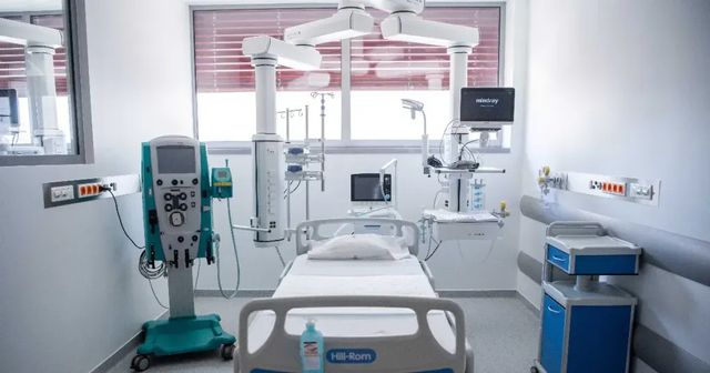 Az Országos Onkológiai Intézetben tart házkutatást a rendőrség és a NAV