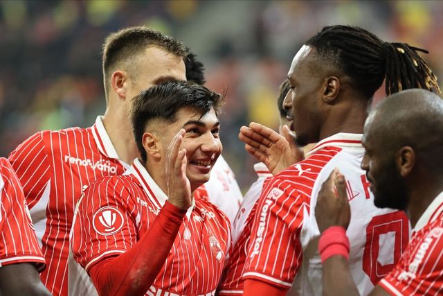 Etapa a 24-a din Superliga începe vineri cu meciurile CFR Cluj – Metaloglobus și Dinamo – Petrolul